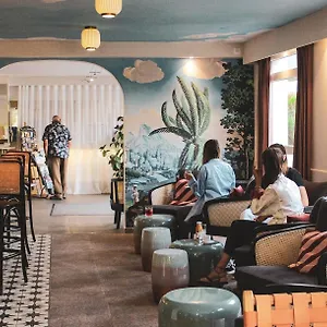 Hotel-restaurant Isidore Ouest Отель Ницца