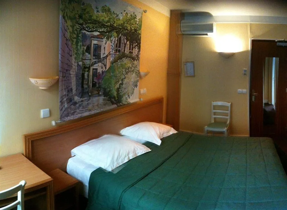 Amiral-Fondary Hotel Paris